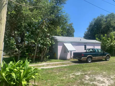 400 W Perry Street Lantana FL 33462