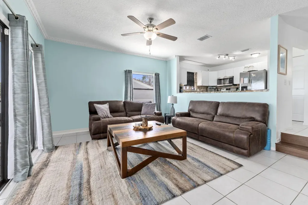 2985 SE South Lookout Boulevard Port St Lucie FL 34984