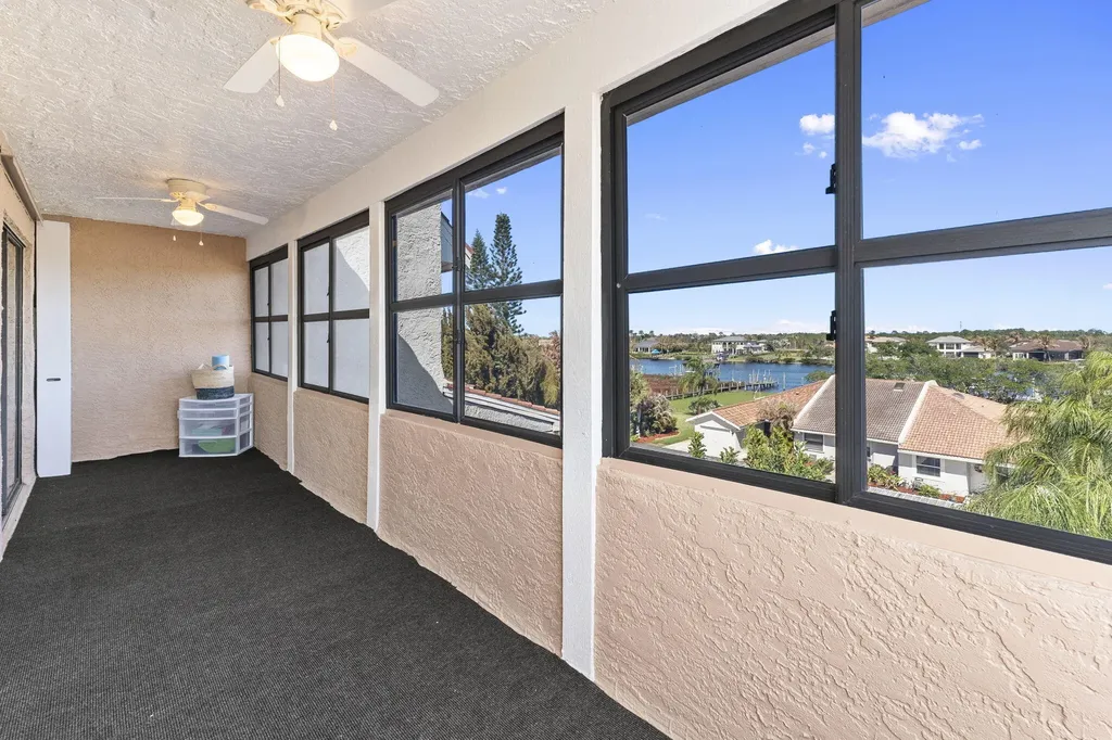 2985 SE South Lookout Boulevard Port St Lucie FL 34984