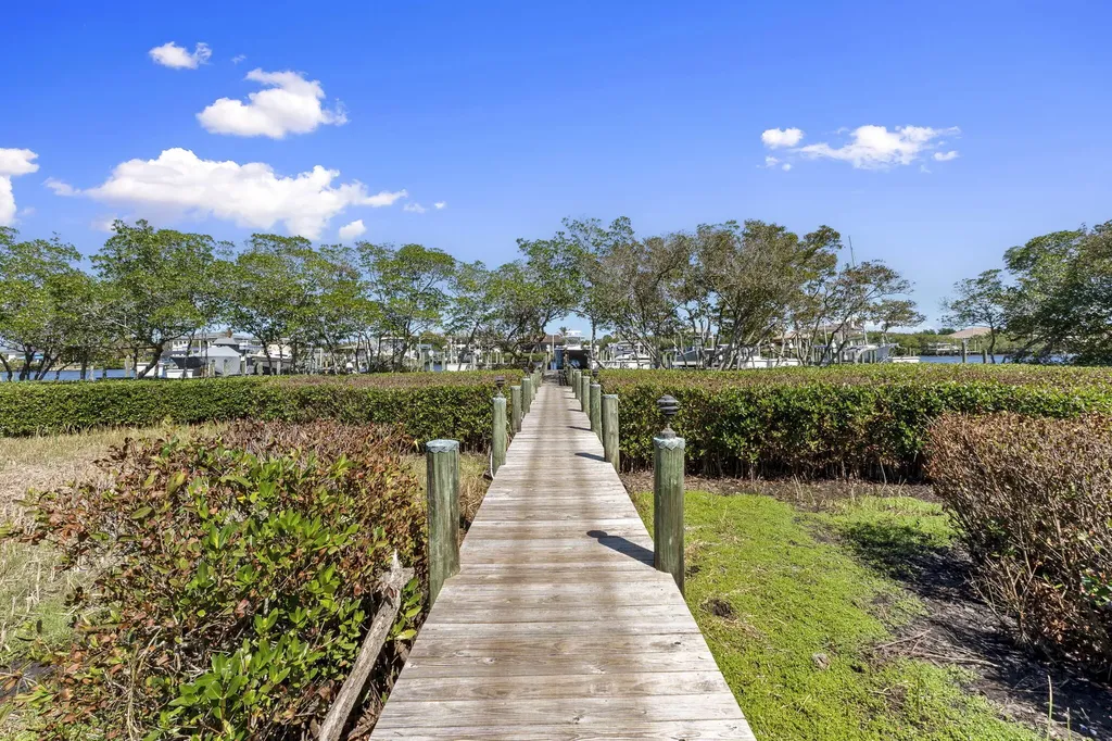 2985 SE South Lookout Boulevard Port St Lucie FL 34984