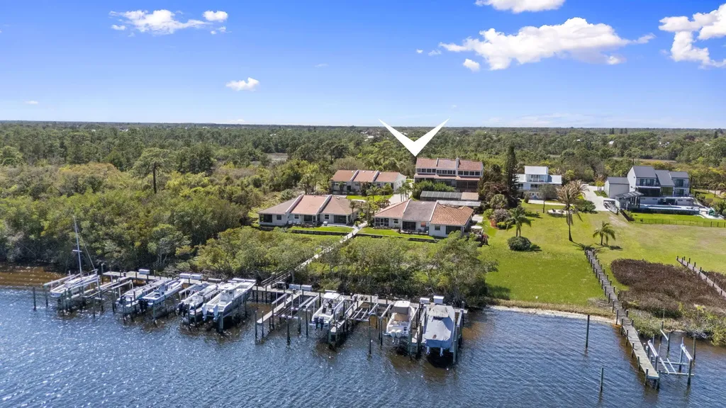 2985 SE South Lookout Boulevard Port St Lucie FL 34984