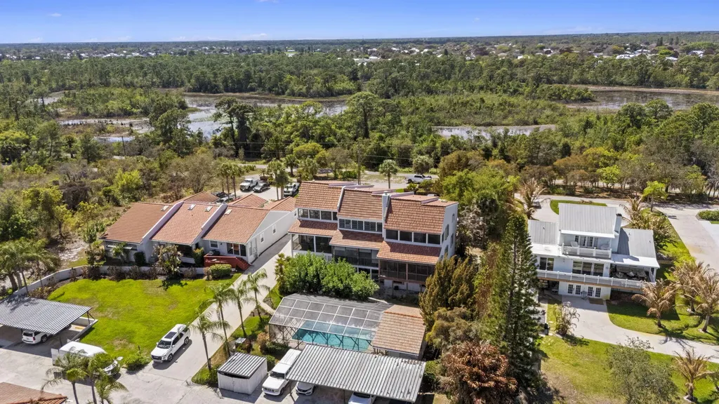 2985 SE South Lookout Boulevard Port St Lucie FL 34984