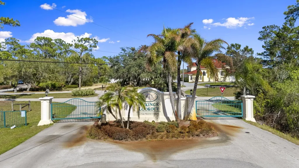 2985 SE South Lookout Boulevard Port St Lucie FL 34984