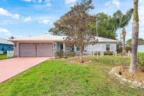 2114 SE Midtown Road Port St Lucie FL 34952