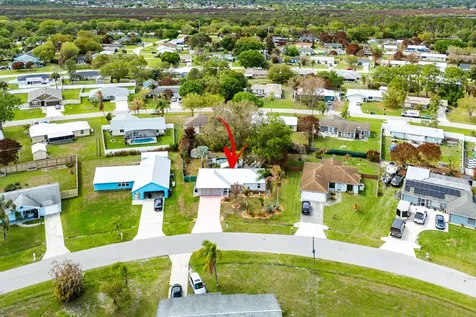 2114 SE Midtown Road Port St Lucie FL 34952