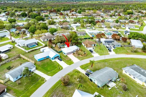 2114 SE Midtown Road Port St Lucie FL 34952