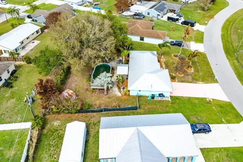 2114 SE Midtown Road Port St Lucie FL 34952