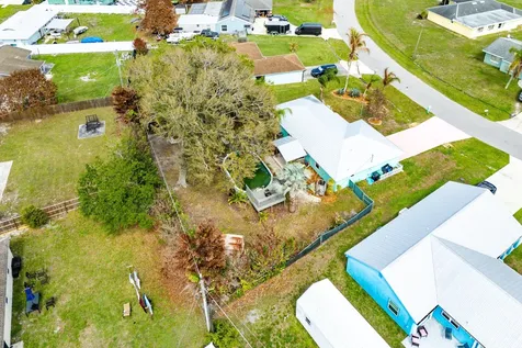 2114 SE Midtown Road Port St Lucie FL 34952
