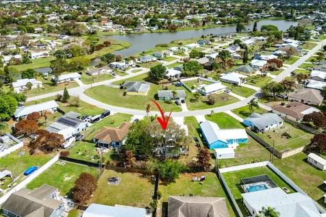 2114 SE Midtown Road Port St Lucie FL 34952
