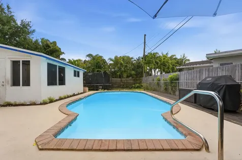 2725 NE 6th Avenue Wilton Manors FL 33334