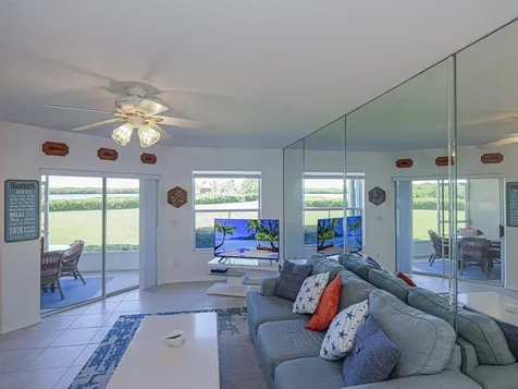 3223 S Lakeview Circle Hutchinson Island FL 34949