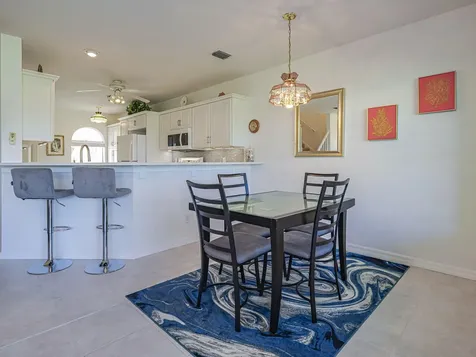 3223 S Lakeview Circle Hutchinson Island FL 34949