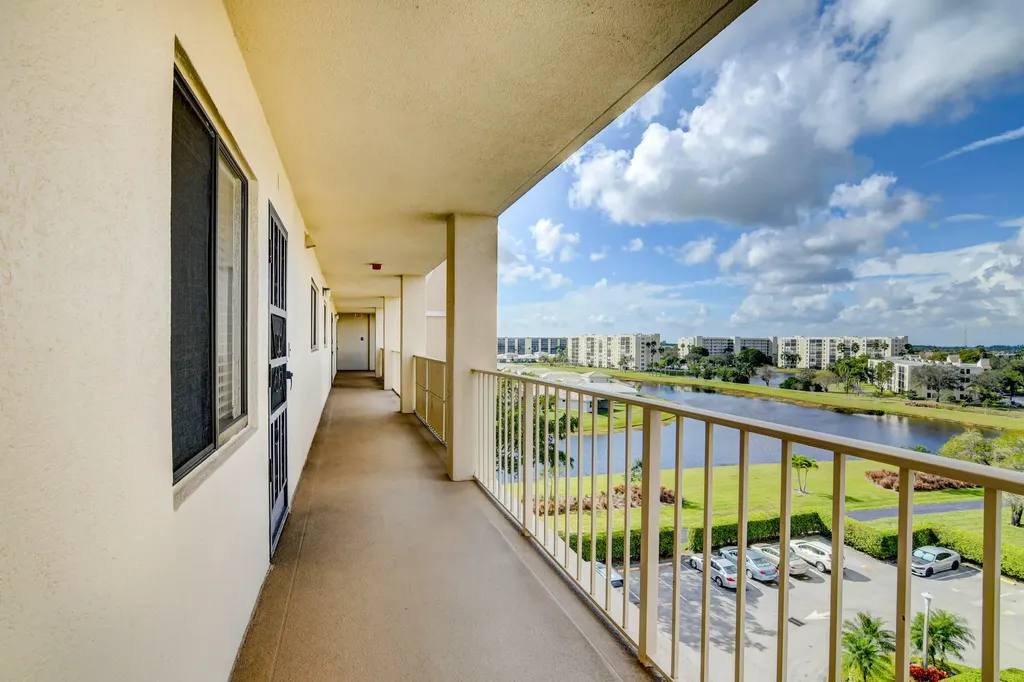 14426 Amberly Lane Delray Beach FL 33446