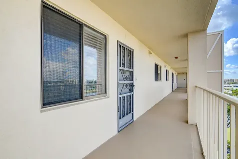 14426 Amberly Lane Delray Beach FL 33446