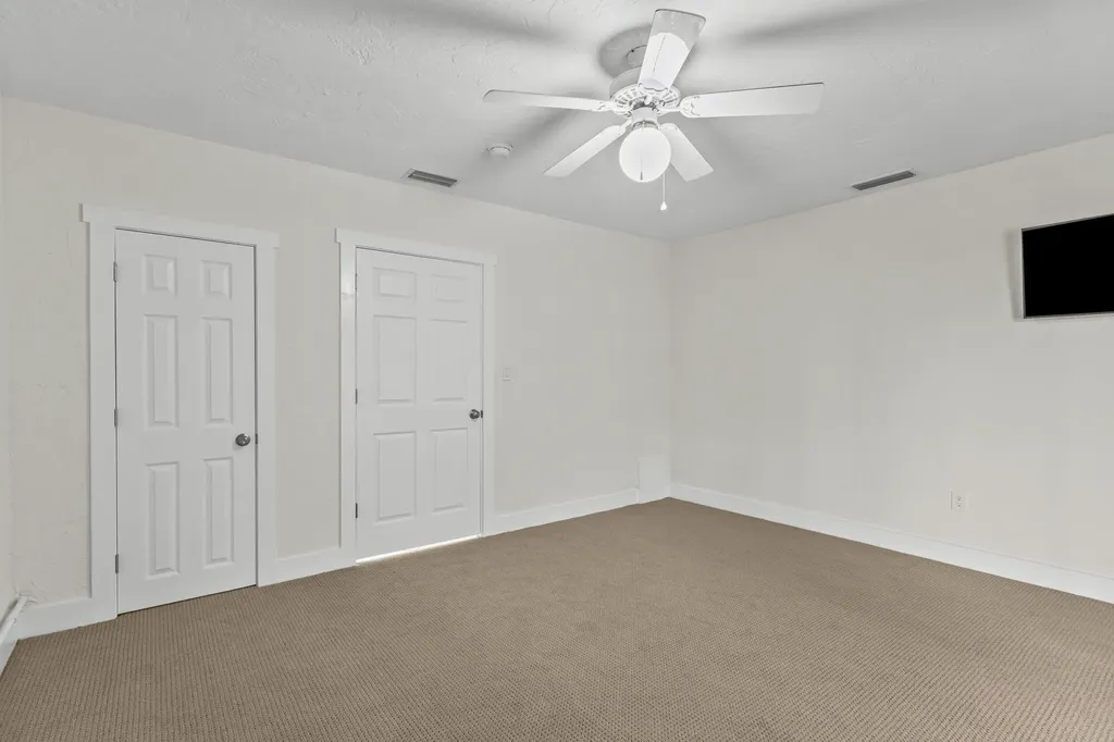 908 Villas Drive Venice FL 34285