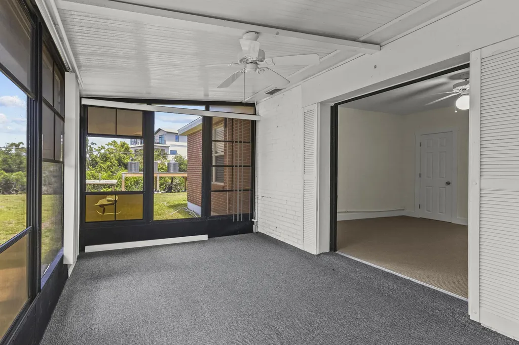 908 Villas Drive Venice FL 34285