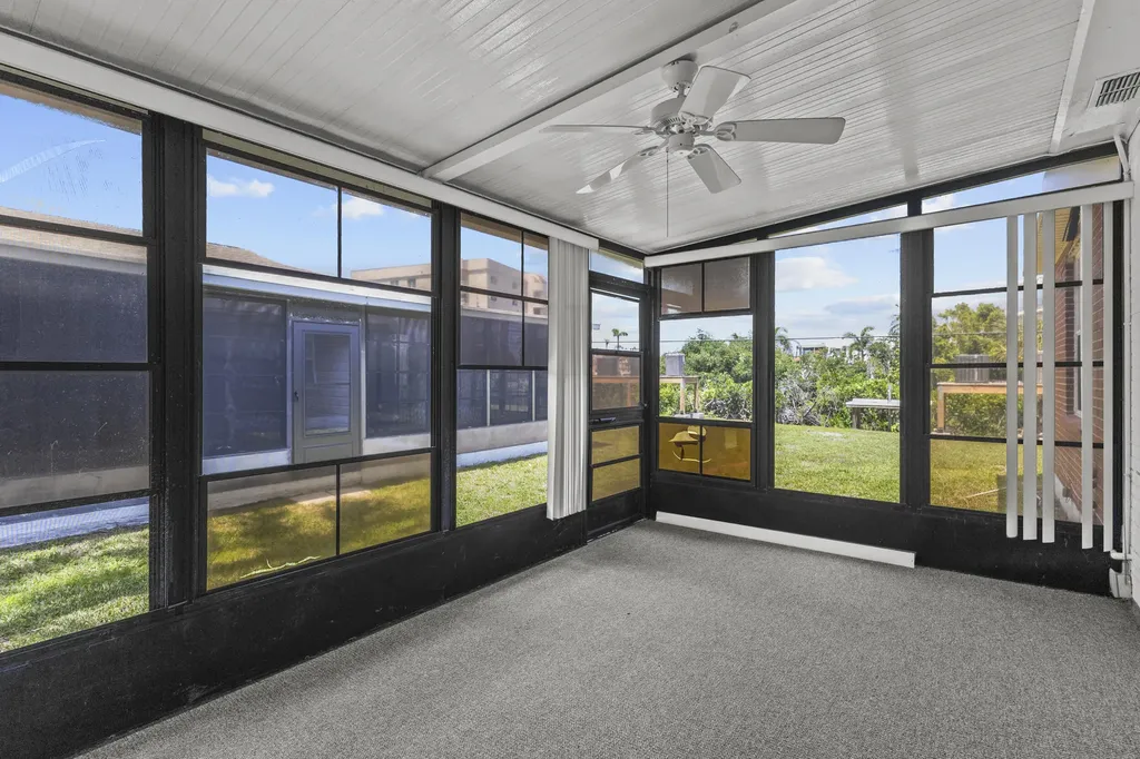 908 Villas Drive Venice FL 34285