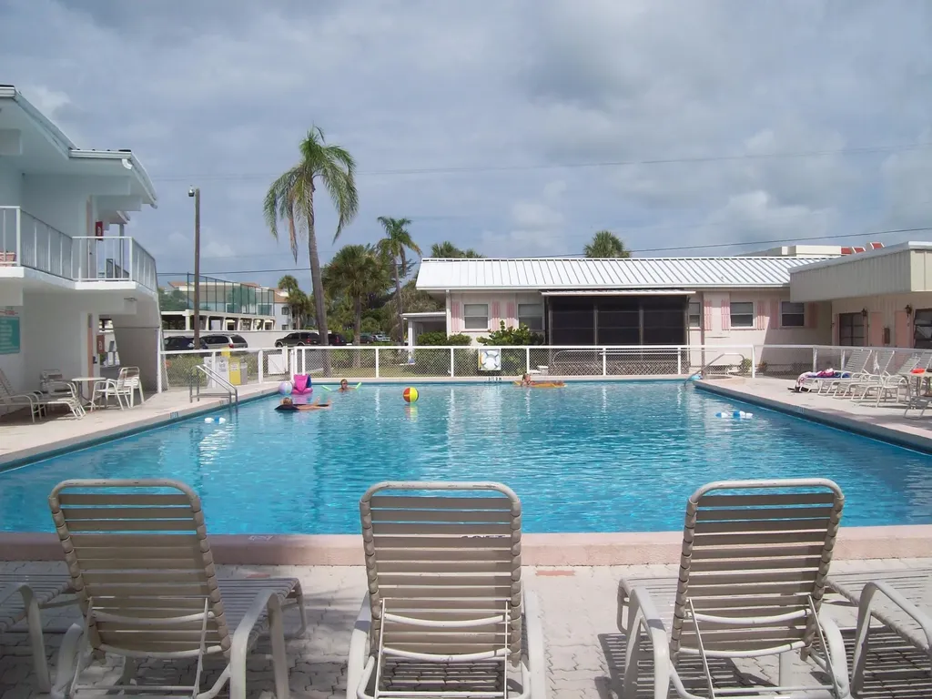 908 Villas Drive Venice FL 34285