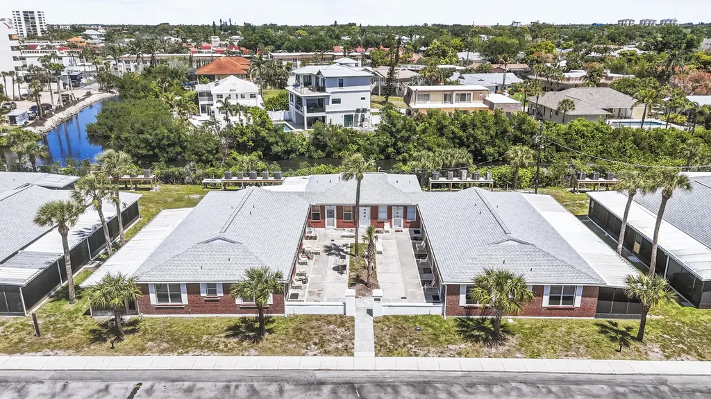 908 Villas Drive Venice FL 34285