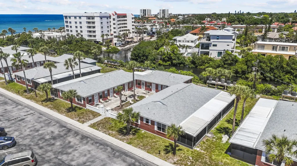 908 Villas Drive Venice FL 34285
