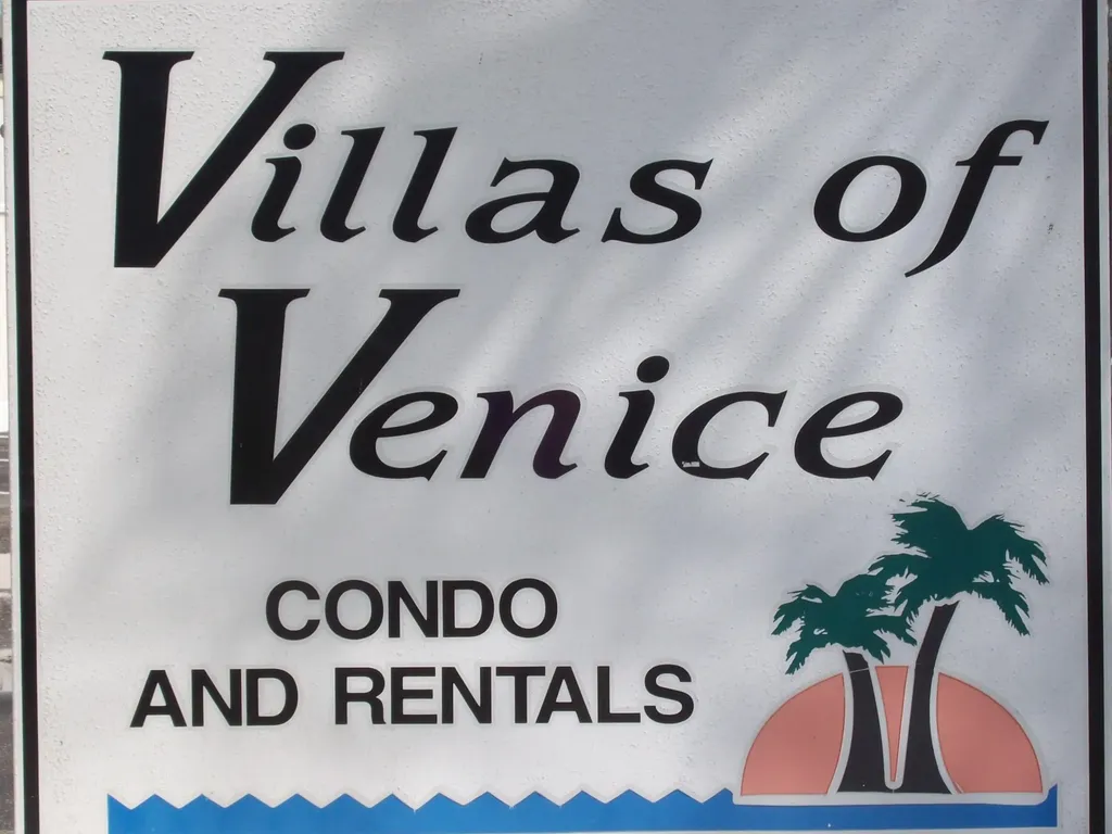 908 Villas Drive Venice FL 34285