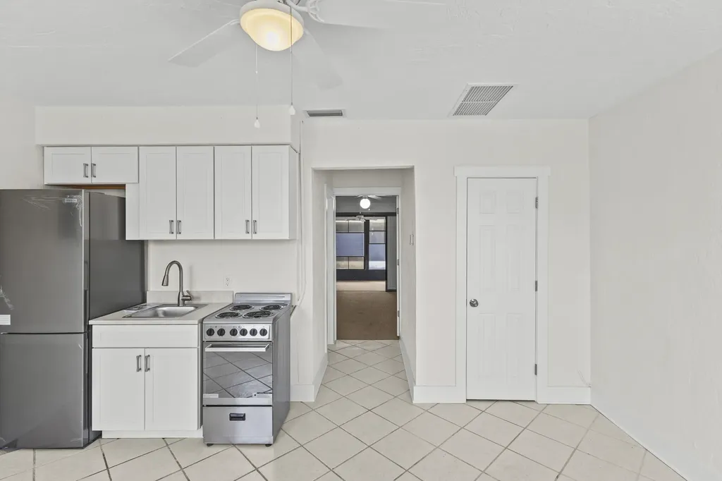 908 Villas Drive Venice FL 34285
