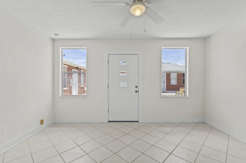 908 Villas Drive Venice FL 34285