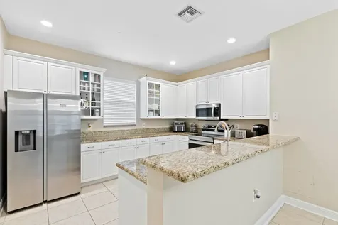 1033 NE 17th Way Fort Lauderdale FL 33304