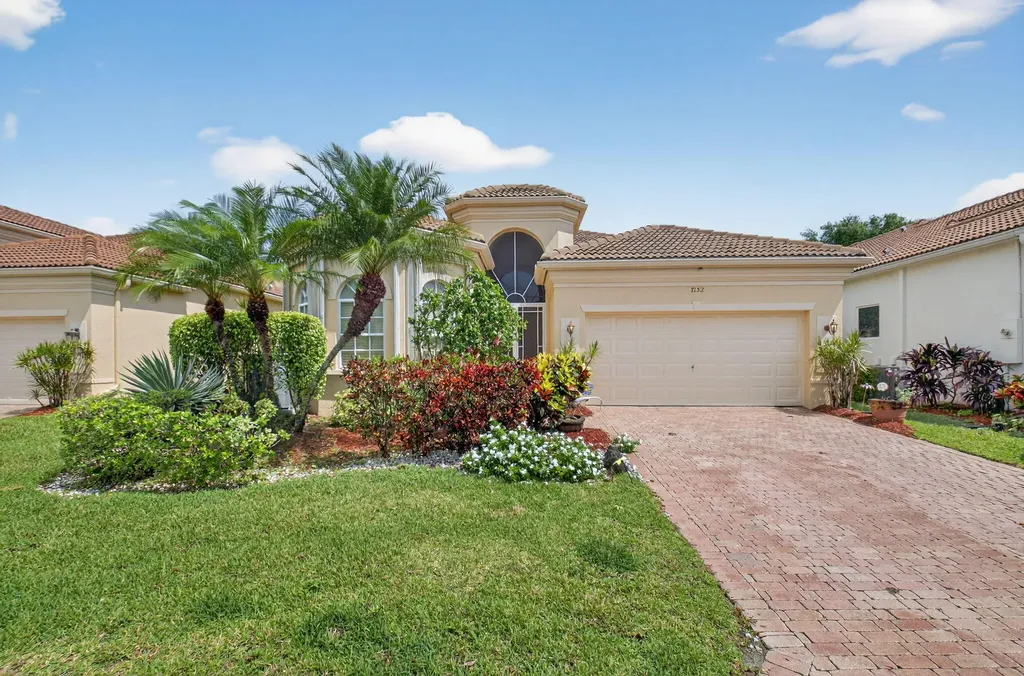 7152 Demedici Circle Delray Beach FL 33446