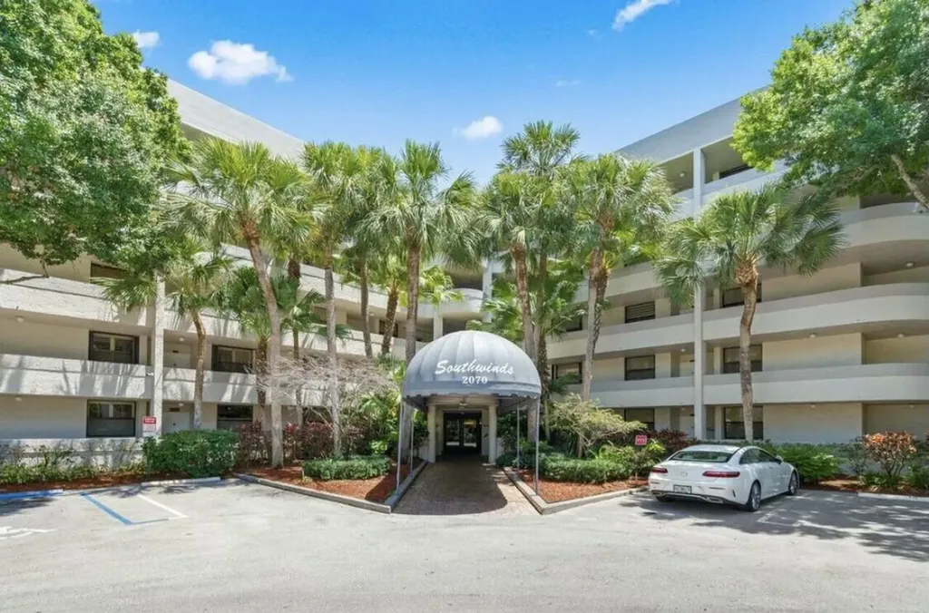 2070 Homewood Boulevard Delray Beach FL 33445