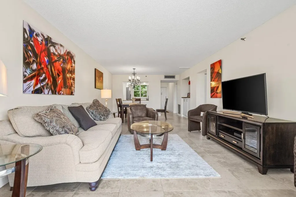 2070 Homewood Boulevard Delray Beach FL 33445