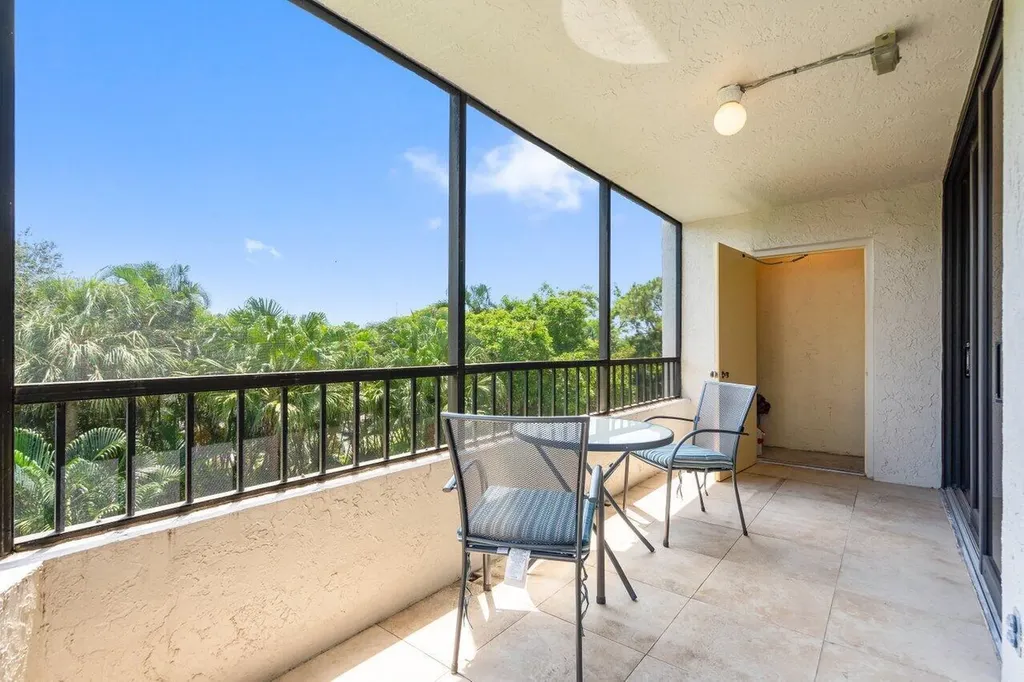 2070 Homewood Boulevard Delray Beach FL 33445
