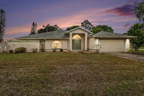 875 Gabriel Avenue NE Palm Bay FL 32907
