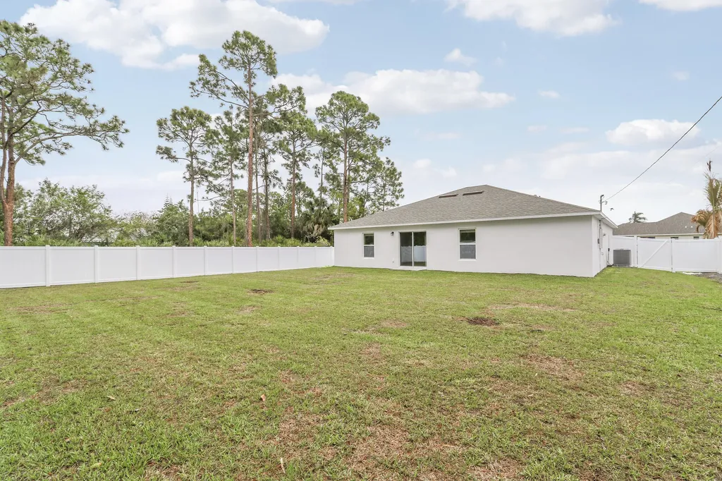 3226 SW Nutley Street Port St Lucie FL 34953