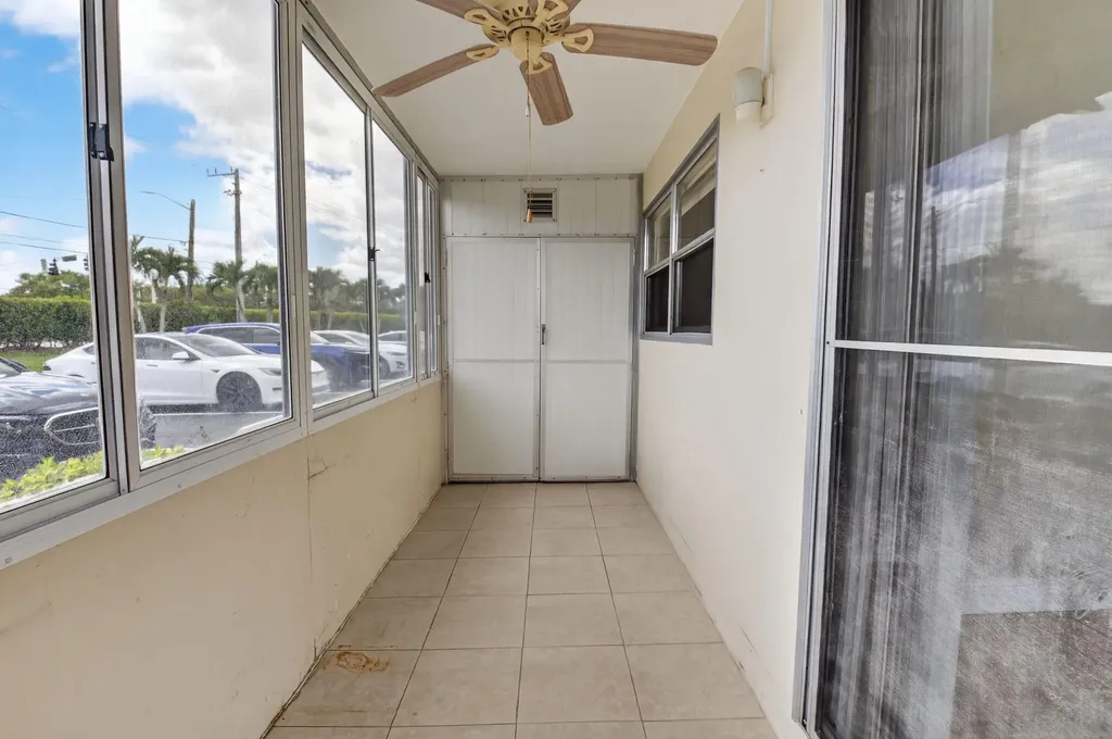 204 Flanders E Delray Beach FL 33484