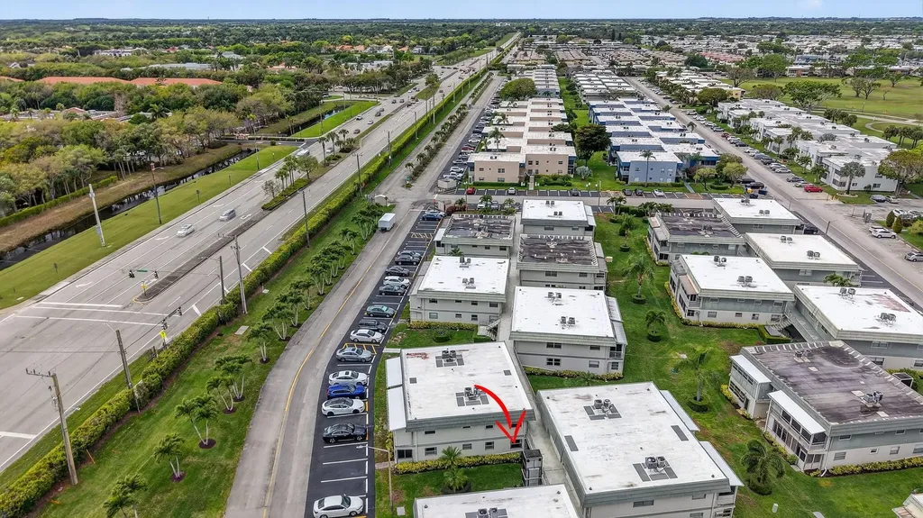 204 Flanders E Delray Beach FL 33484