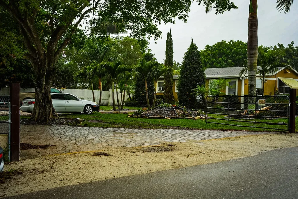 3825 Lakewood Road Palm Springs FL 33461