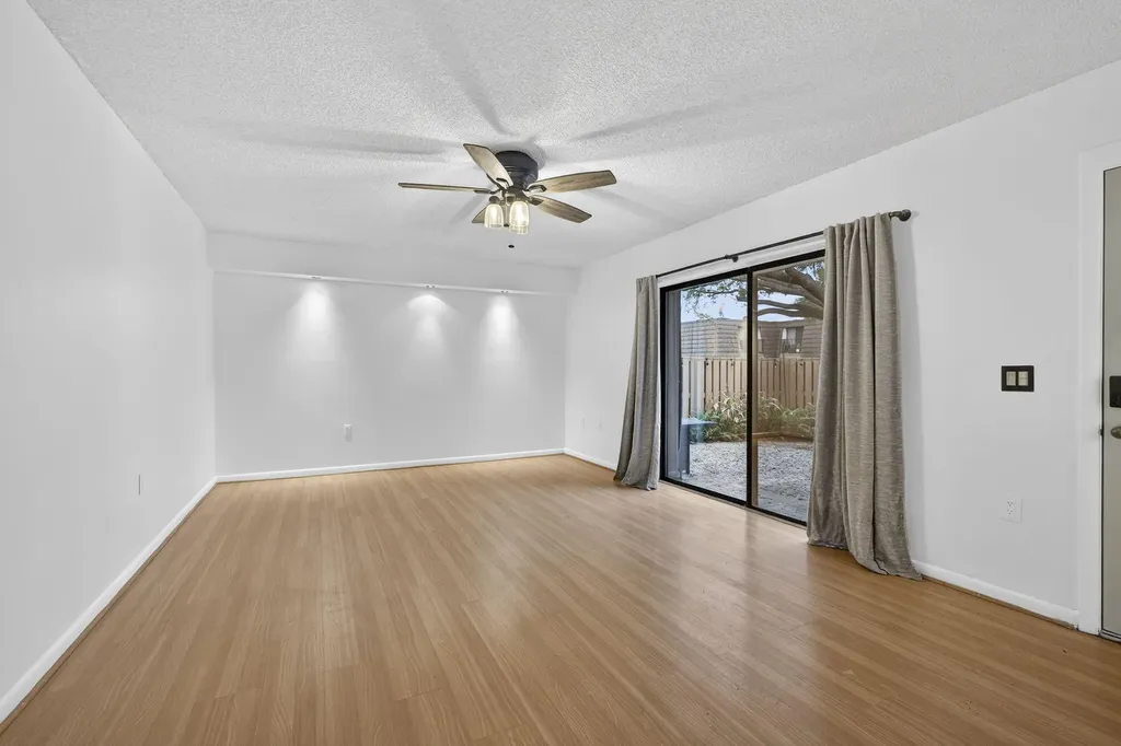 168 Heritage Way West Palm Beach FL 33407