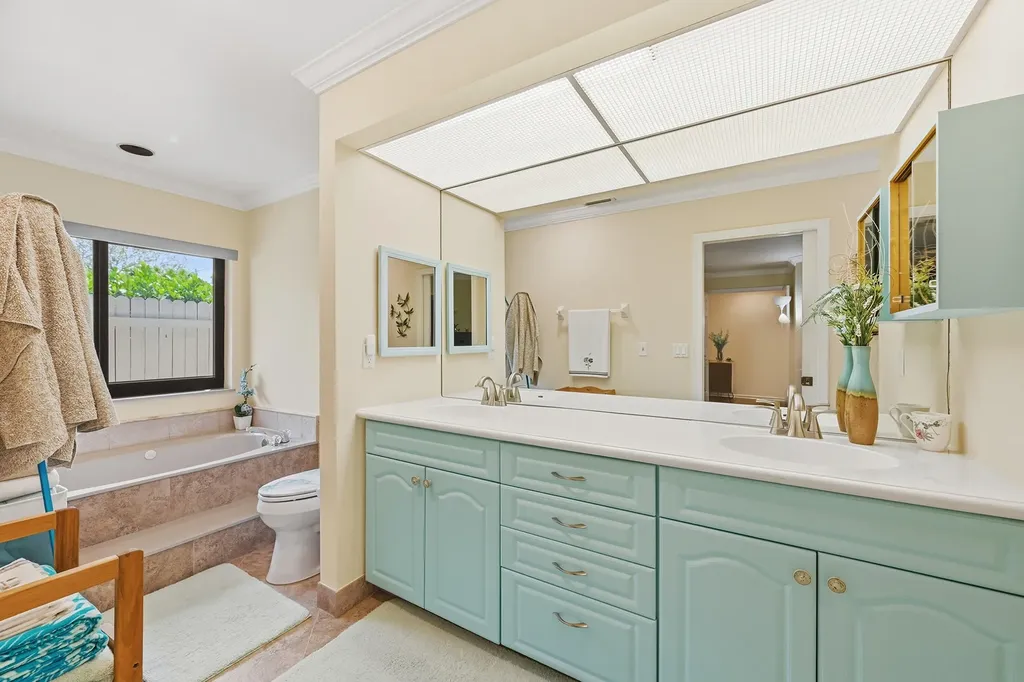 9127 NW 51st Place Coral Springs FL 33067