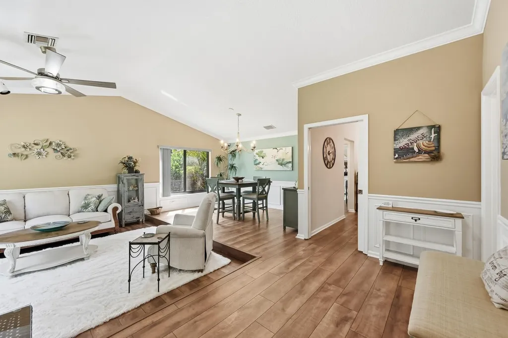 9127 NW 51st Place Coral Springs FL 33067