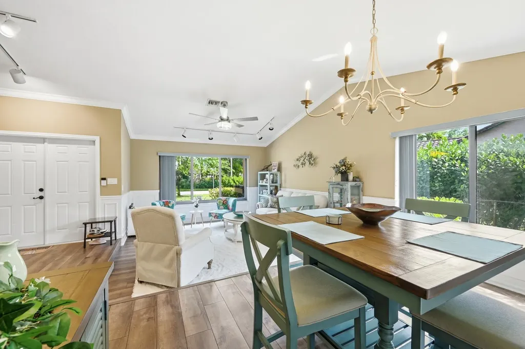 9127 NW 51st Place Coral Springs FL 33067
