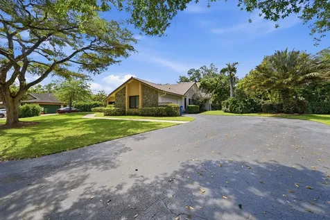 9127 NW 51st Place Coral Springs FL 33067