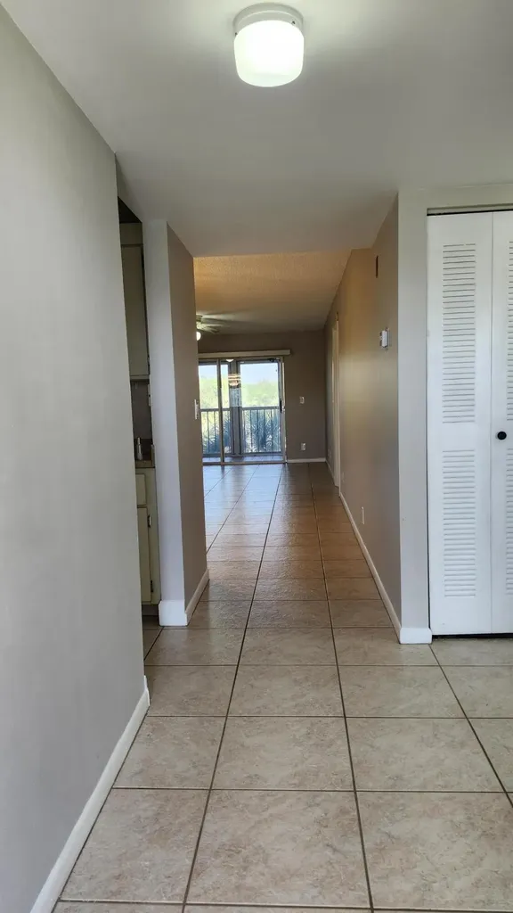 3146 Via Poinciana Lake Worth FL 33467