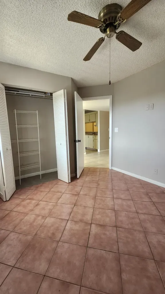 3146 Via Poinciana Lake Worth FL 33467