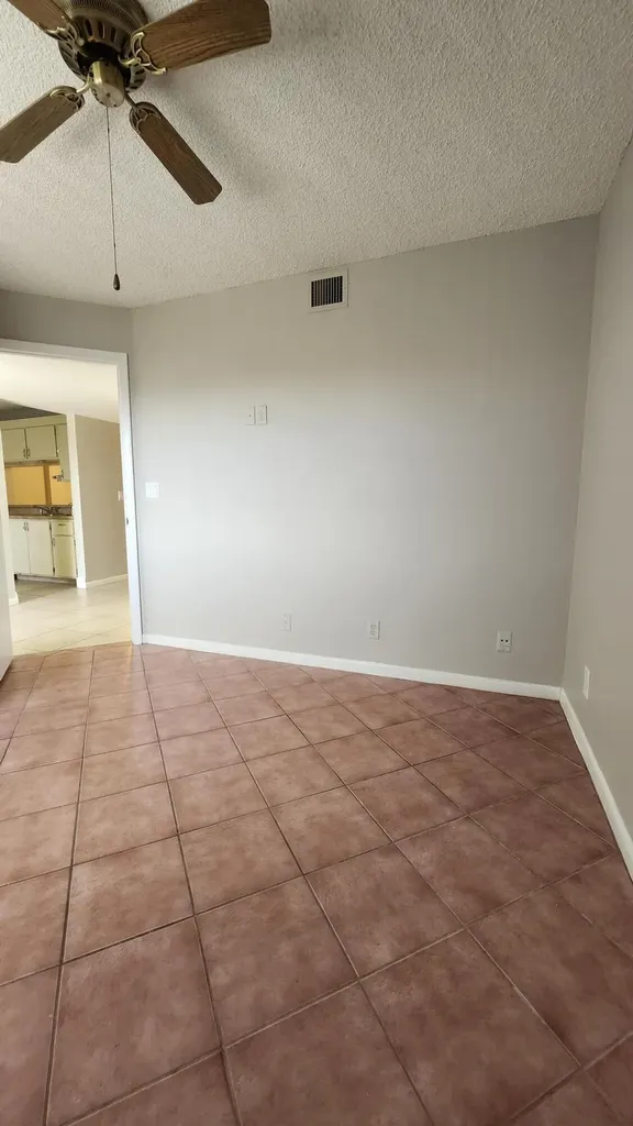 3146 Via Poinciana Lake Worth FL 33467