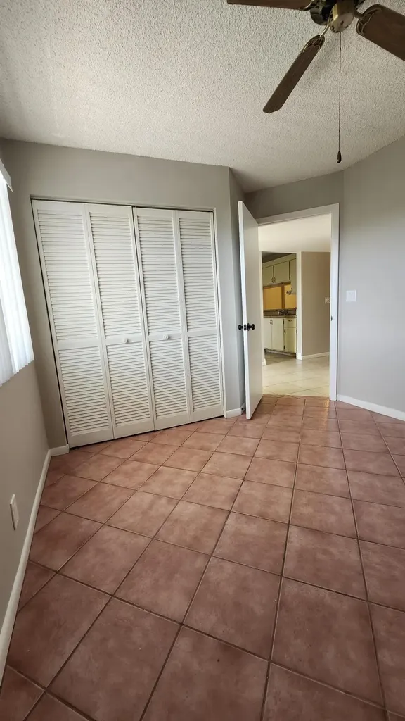 3146 Via Poinciana Lake Worth FL 33467