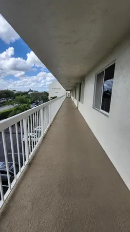 3146 Via Poinciana Lake Worth FL 33467