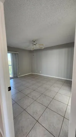 3146 Via Poinciana Lake Worth FL 33467