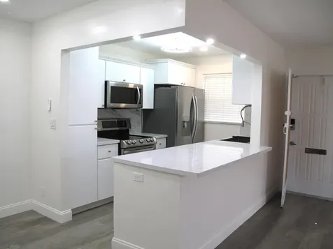 1217 S Drive Way Delray Beach FL 33445