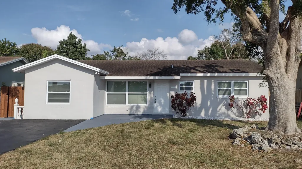 22682 Family Circle Boca Raton FL 33428